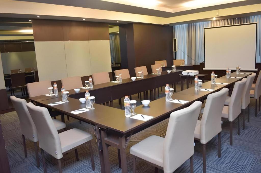 Bogor Valley Hotel Экстерьер фото