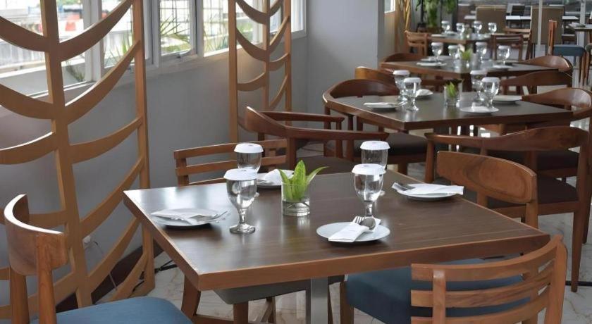 Bogor Valley Hotel Экстерьер фото