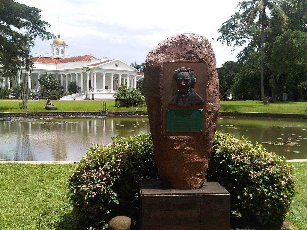 Bogor Valley Hotel Экстерьер фото